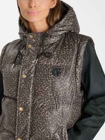 Veste d’hiver 'Inge' Le Temps Des Cerises en marron : devant