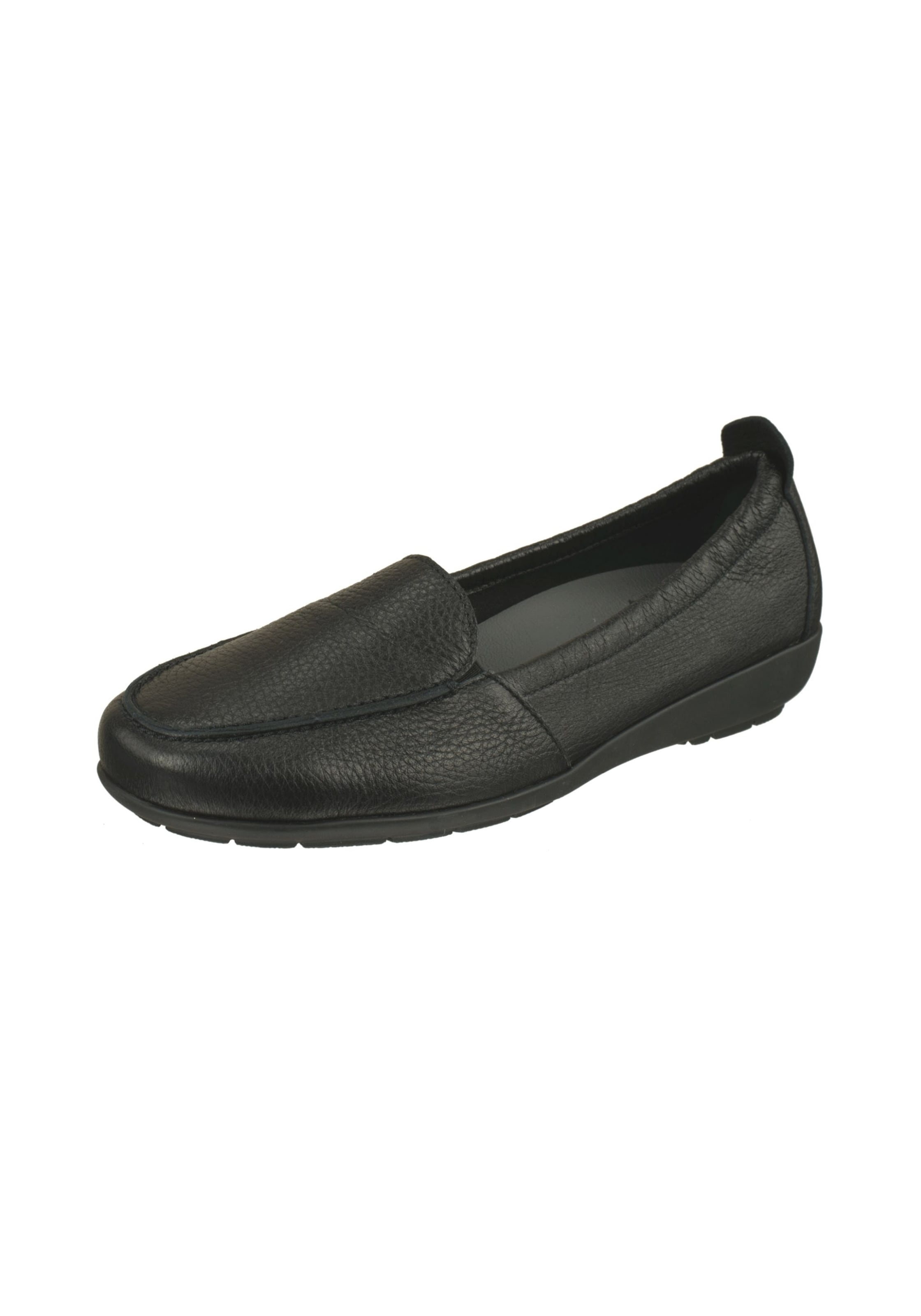 Natural Feet Moccasin 'Marie' in Black: front