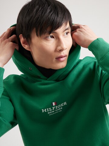 TOMMY HILFIGER Свитшот в Зеленый