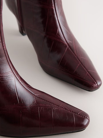 Next Boot 'Forever Comfort' in Red