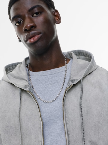Veste de survêtement Pull&Bear en gris