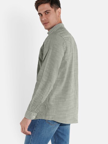 Coupe regular Chemise Steffen Klein en vert