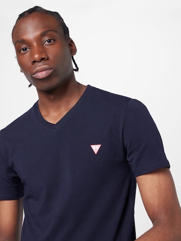 T-Shirt GUESS en bleu