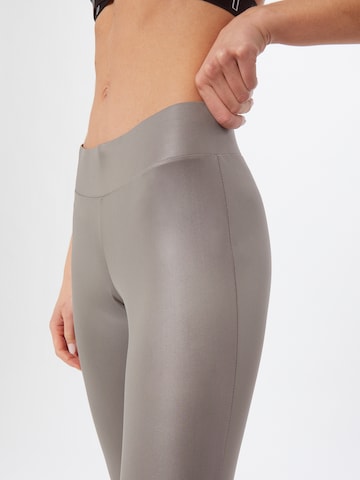 Urban Classics Skinny Leggings in Grijs