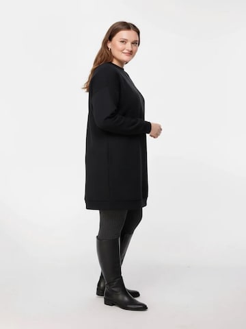 Shape Of You Šaty – černá