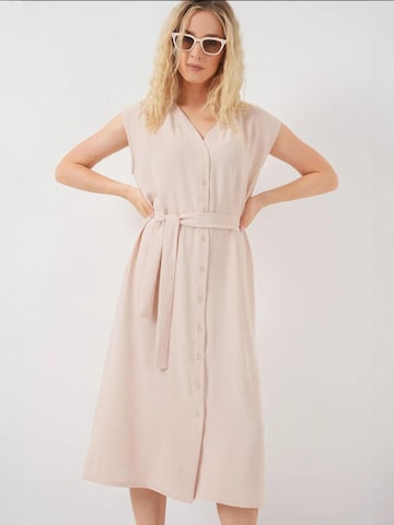 Abito camicia di Bigdart in beige: frontale