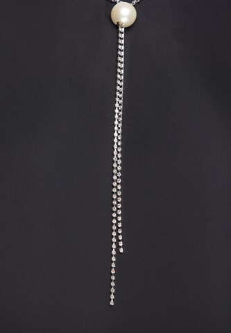 faina - Blusa em preto