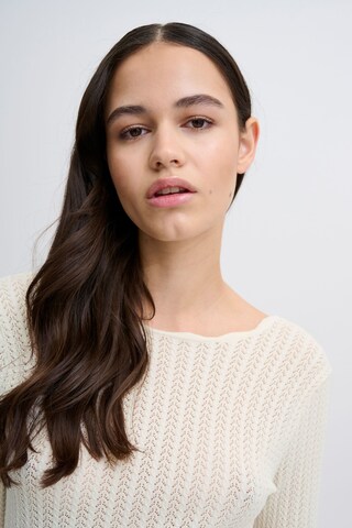 Pullover 'Irfanto' di Atelier Rêve in bianco