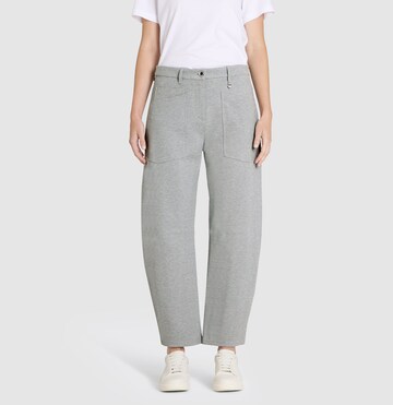 MAC Tapered Pleat-Front Pants ' Baggy Smart ' in Grey: front