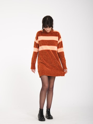 Volcom Knitted dress 'Bubble Tea' in Brown
