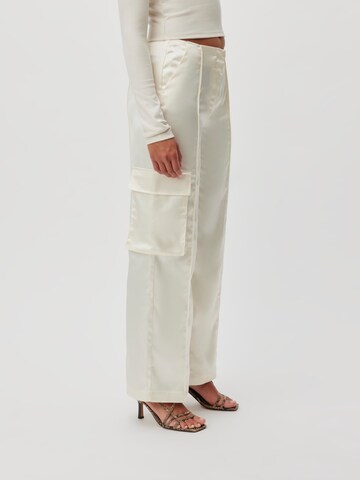 LeGer by Lena Gercke regular Παντελόνι με τσάκιση 'Michelle' σε λευκό