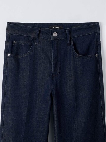 GUESS Tapered Jeans in Blue