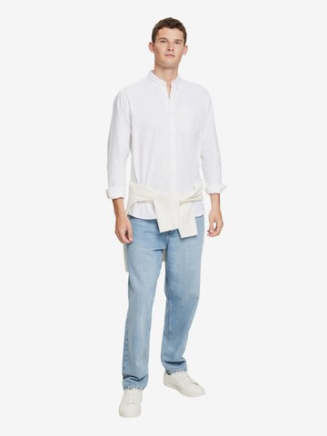 ESPRIT Regular Fit Skjorte i hvit