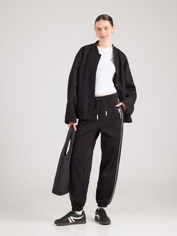 KARL LAGERFELD JEANS Конический (Tapered) Штаны в Черный