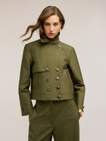 Cappotto invernale di MOTIVI in verde: frontale
