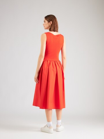 Rochie de la GANT pe roșu