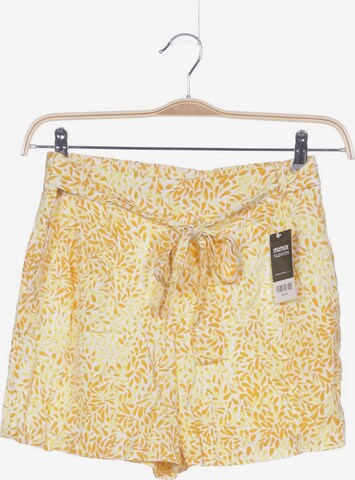 VILA Shorts in S in Yellow: front