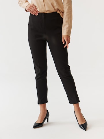 TATUUM Regular Trousers ' TEDERIA' in Black: front