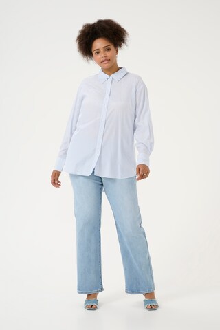 KAFFE CURVE Blouse 'Milana' in Blauw