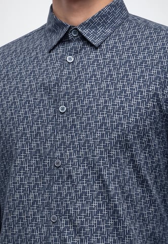 s.Oliver - Ajuste estrecho Camisa en azul