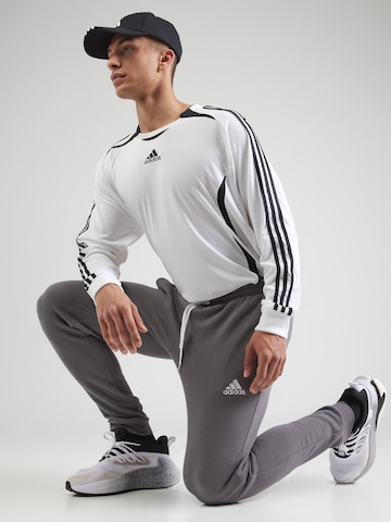 ADIDAS PERFORMANCE Дънки Tapered Leg Спортен панталон 'Entrada 22' в сиво