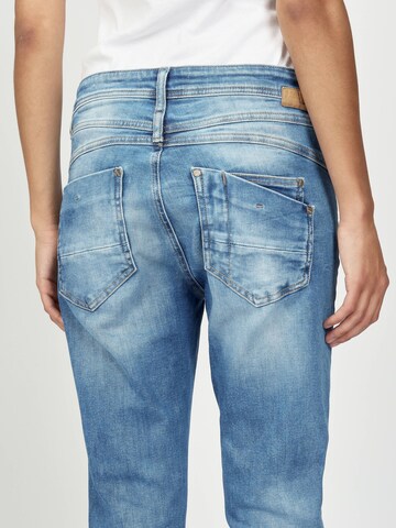 Gang Loose fit Jeans '94AMELIE CROPPED ' in Blue