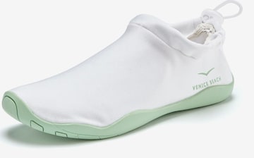 VENICE BEACH Beach & Pool Shoes in White: front