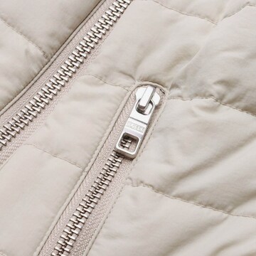 Closed Jacket & Coat in M in White