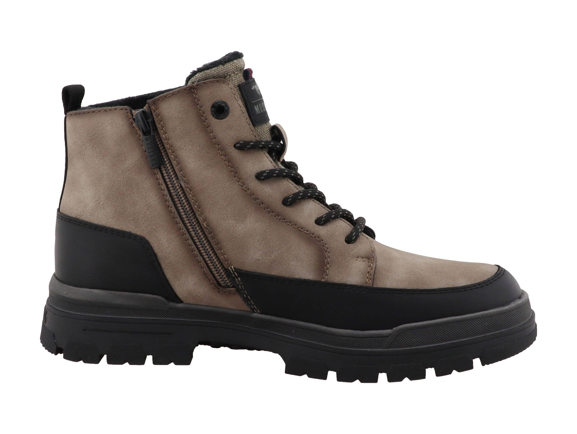 Boots stringati 'Peppin' di MUSTANG in grigio