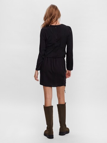VERO MODA - Blusa 'Abby' en negro