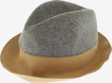 Marc Cain Hat & Cap in 54 in Beige: front