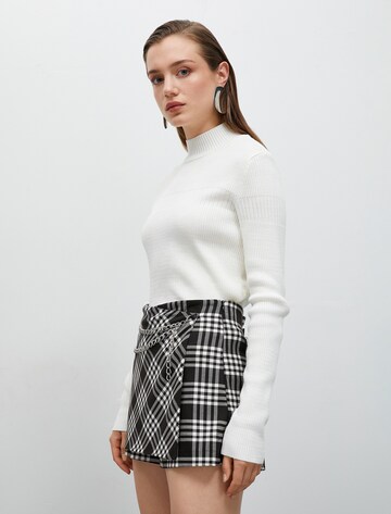 Koton Skirt in Black: front