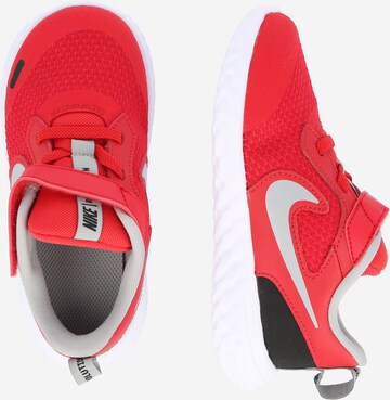 Scarpa sportiva 'Revolution 5' di NIKE in rosso