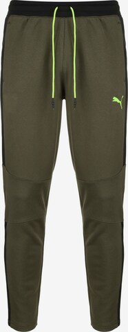 Regular Pantaloni sport de la PUMA pe verde