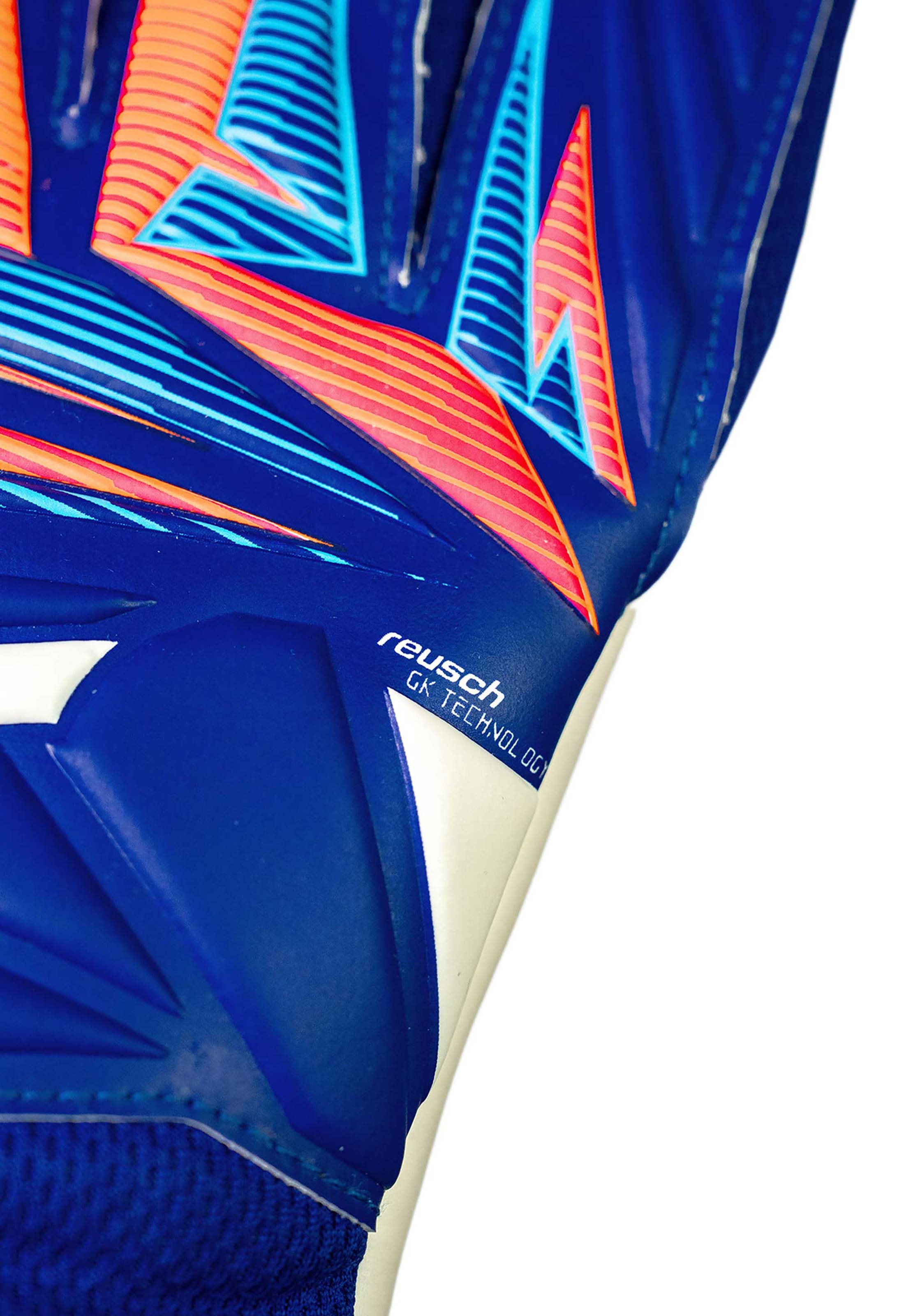 REUSCH Sports gloves 'Attrakt Starter Solid' in Blue