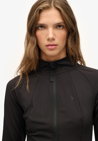Vestes d’entraînement Superdry en noir