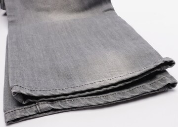 BOSS Jeans in 31 x 34 in Grey