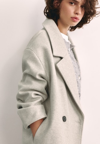 Cappotto di mezza stagione di Pull&Bear in beige