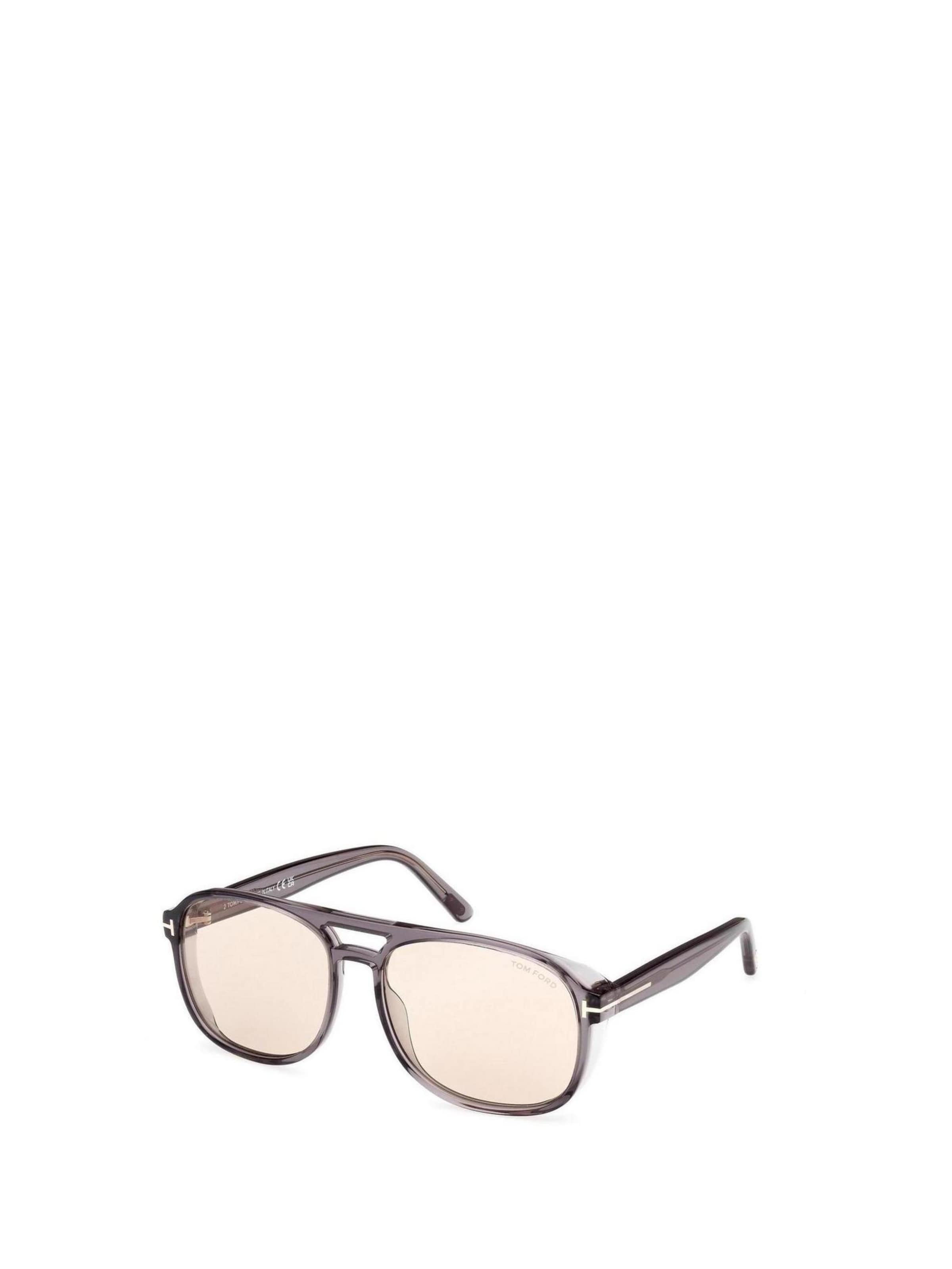 Tom Ford Zonnebril 'FT1022 5820E' in Bruin: voorkant