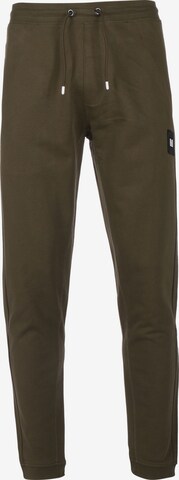 Weekend Offender Tapered Pants in Green: front