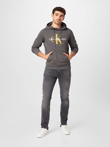 Calvin Klein Jeans Sweatshirt 'Essentials' in Grijs