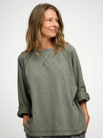 moshi moshi mind Shirt ' Earth ' in Groen: voorkant