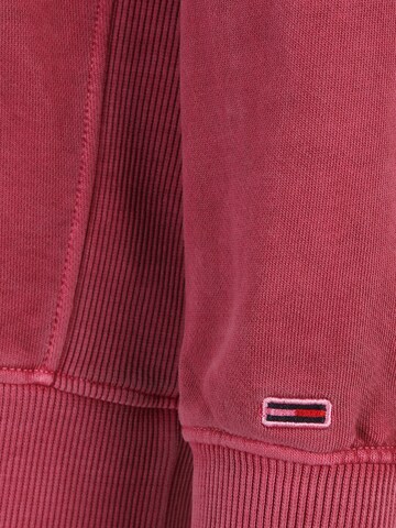 Tommy Jeans Plus Sweatshirt in Red