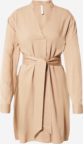 IMPERIAL Shirt Dress in Beige: front