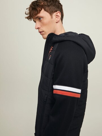 JACK & JONES Overgangsjakke 'Logan' i sort