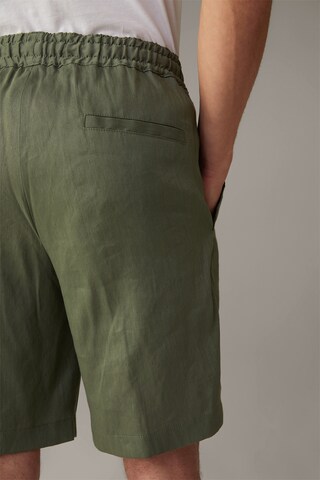 STRELLSON Regular Pleated Pants 'Kaji' in Green