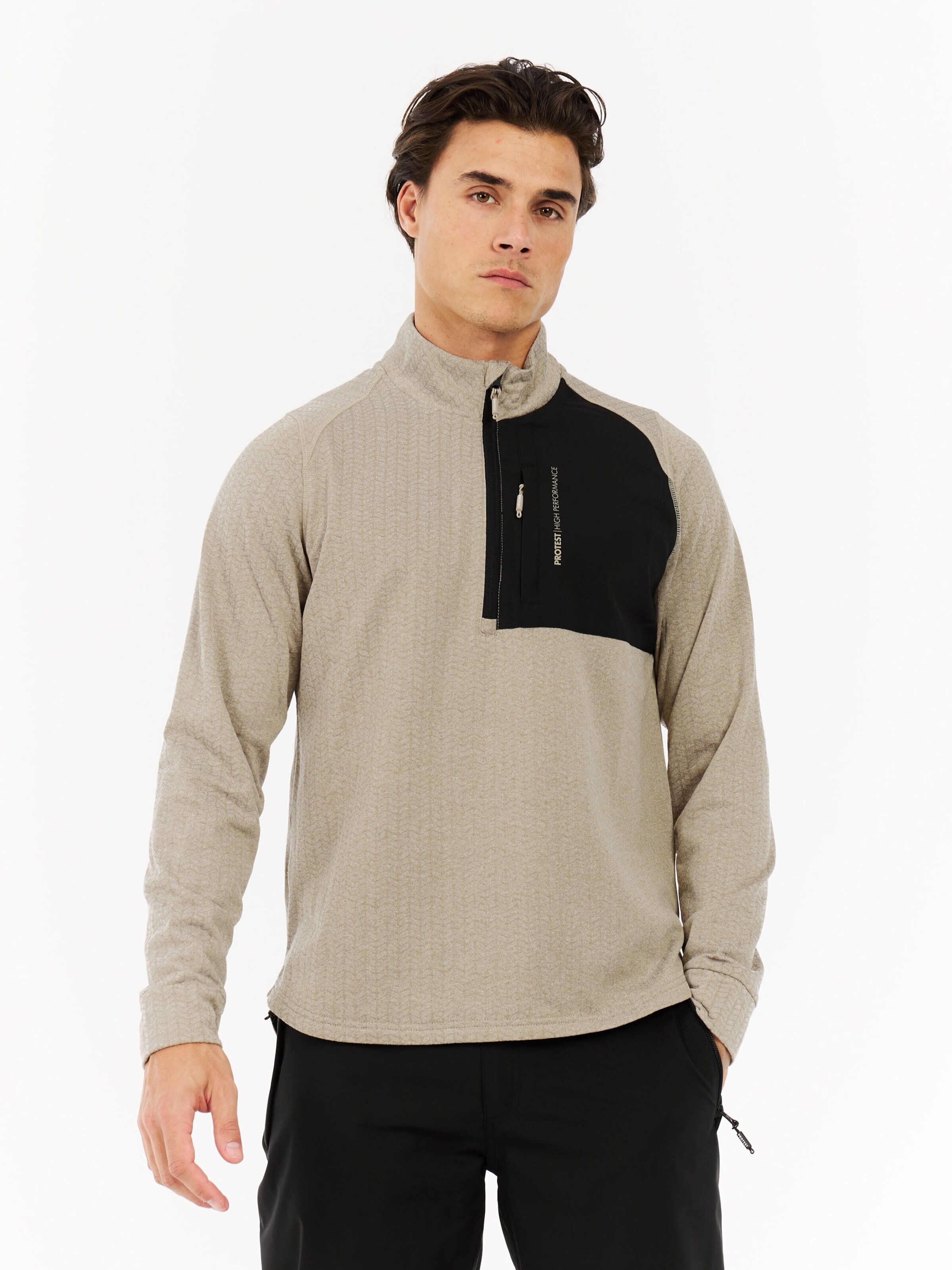 PROTEST Sportsweatshirt 'PRTCatcher' in Bruin: voorkant