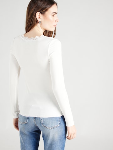 T-shirt 'ROSI' VERO MODA en blanc