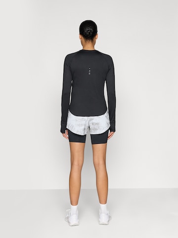 Regular Pantalon de sport NIKE en gris