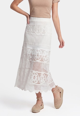usha FESTIVAL Skirt in White: front